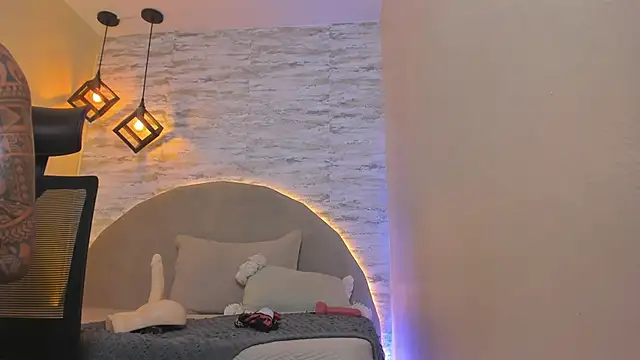 Živý XXX chat Aron_Bolt