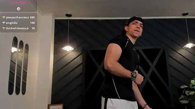 Živý XXX chat Julian_Mercier