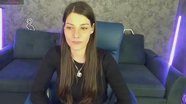 LadyChanelll Adlı Modelin Canlı XXX Sohbeti