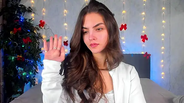 Milana_Crystal_のライブXXXチャット