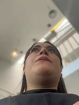 Lesly_10-のライブXXXチャット