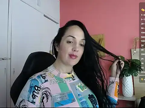 sharon_collin2 Chat XXX live