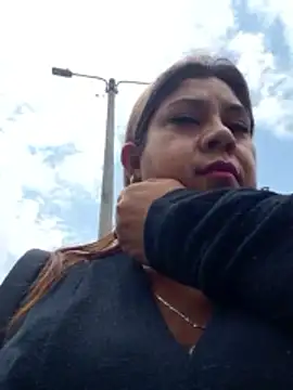 Онлайн чат XXX Laura-Hernandez