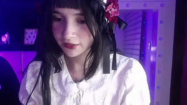 _Charlotte_Collins_: απευθείας συνομιλία ΧΧΧ