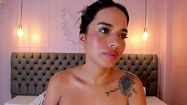 Chat +18 de carol_69 ao vivo