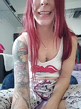 poleslut69: διαδικτυακό σόου στην κάμερα