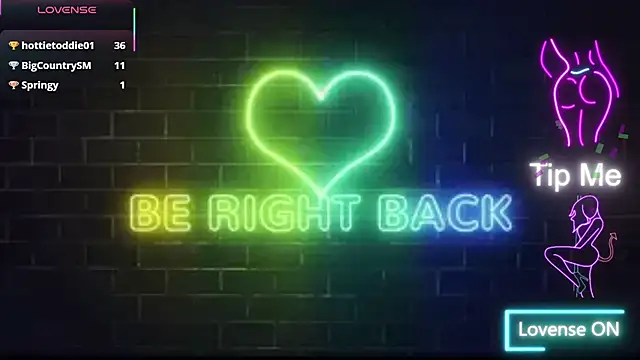 XXX chat uživo modela MrAndMrsCrook