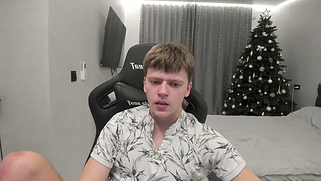 Вебкам-шоу bonekoambalabu