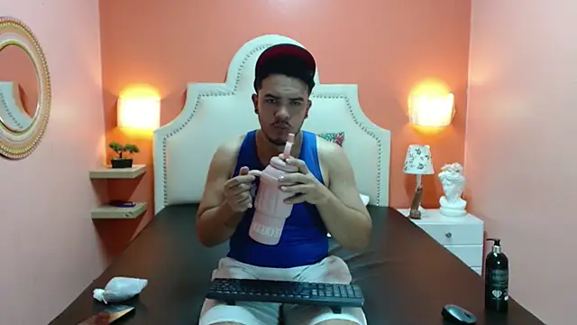 Andrew_Lewiss – Naživo XXX chat