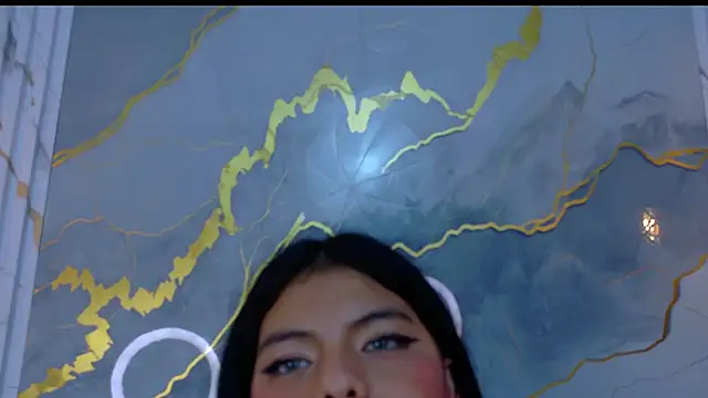 NIKIBUNNY live XXX chat