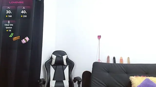 Kiara-Rider Live XXX-chat