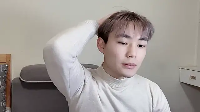 xiaoyang5200 在線直播表演