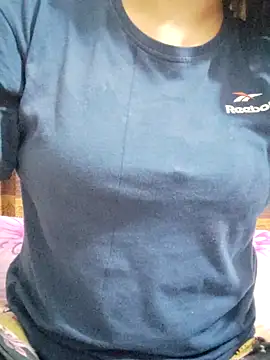 Tanha18n Live XXX chat