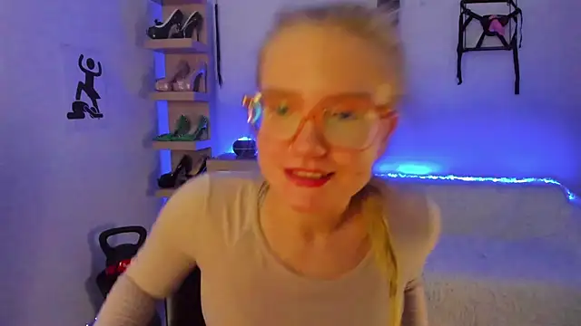 دردشة NancyHottie الجنسية المباشرة