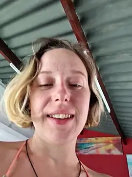 Živý XXX chat Public_Katrisha