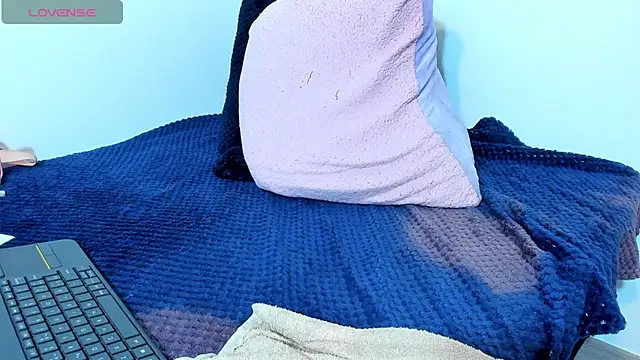 Онлайн чат XXX Bessie32