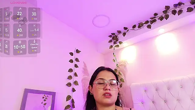 MelissaRhodes' Live XXX Chat