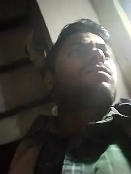 Chat +18 de Stubborndesiboy ao vivo