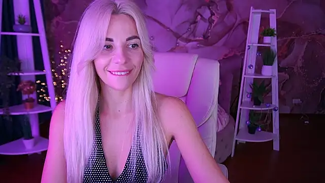 Онлайн чат XXX BellaRayyy