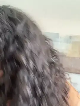 allybluee777 Adlı Modelin Canlı XXX Sohbeti