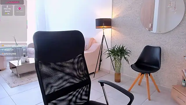 SarahPreston's Live XXX Chat