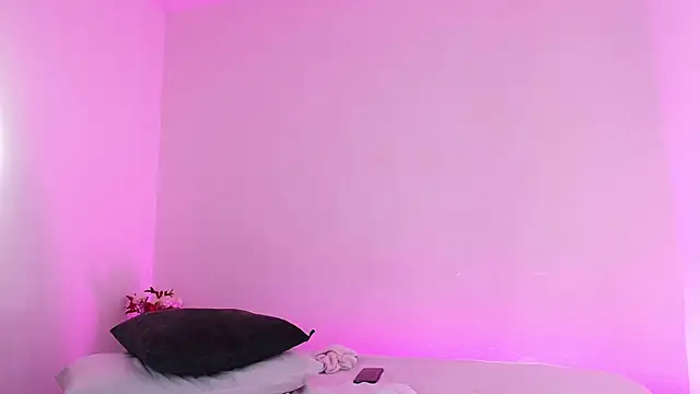 kattyytaylor: απευθείας συνομιλία ΧΧΧ