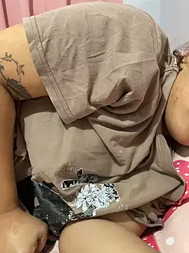 _BellaHotty_ – Naživo XXX chat