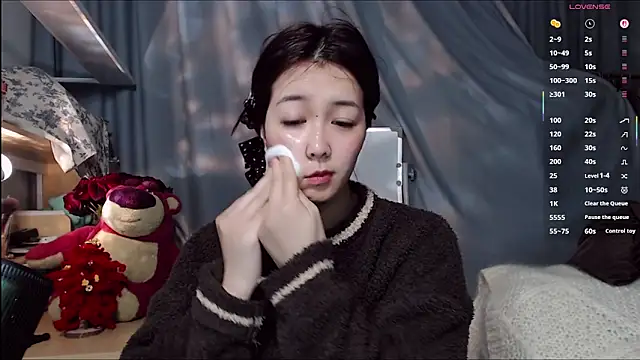 XueLi1902 – Naživo XXX chat