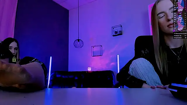 doll_vey Webcam Show