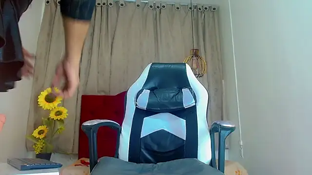 Show de alexsandra_kiss na webcam