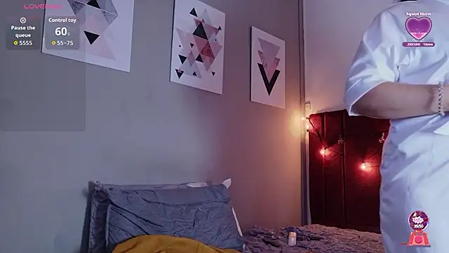 Онлайн чат XXX chubbykinkyygirl