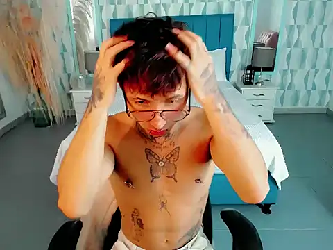 pol_lu 现场XXX聊天