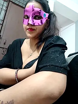 Shivani_hotty 即時 XXX 聊天