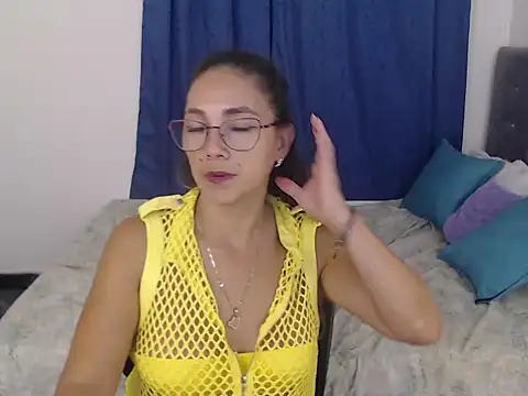 Jhoana1976 élő XXX-chatje