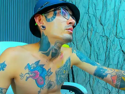 Boy_tatto77のライブXXXチャット