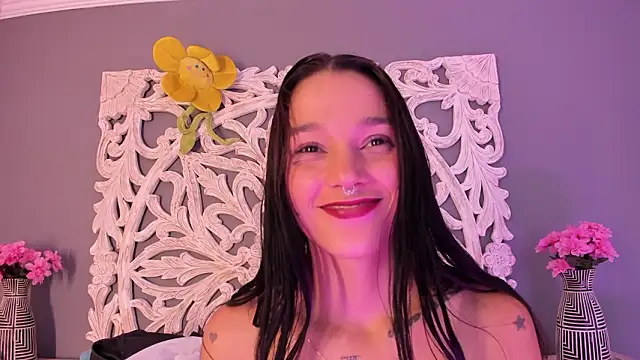 loraineblaken Live XXX chat