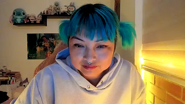 Shaddycute_ élő XXX-chatje