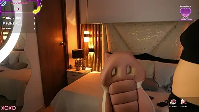 Julieta_priv: онлайн-секс-чат