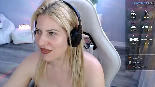 BellaStar84のライブXXXチャット