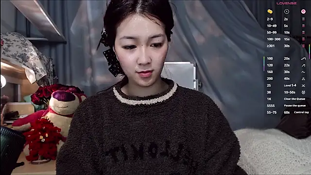 XueLi1902のライブXXXチャット