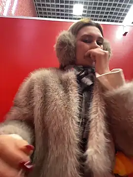 QuitieLia's Live XXX Chat