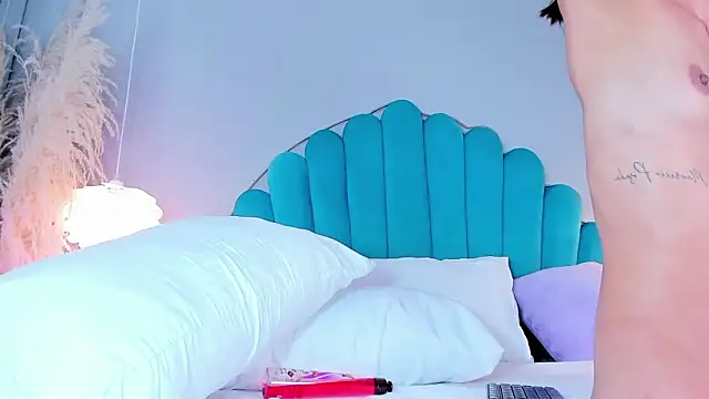 AlassiaHocthner লাইভ XXX চ্যাট