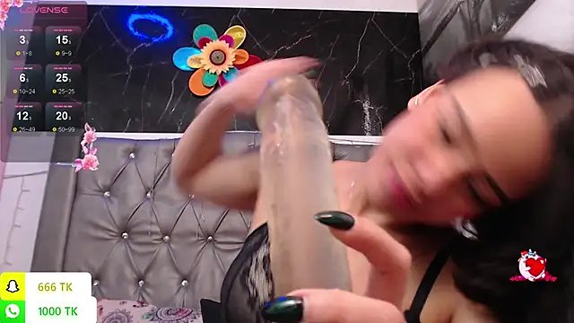 Chat XXX en directo de LAILAGUMMY