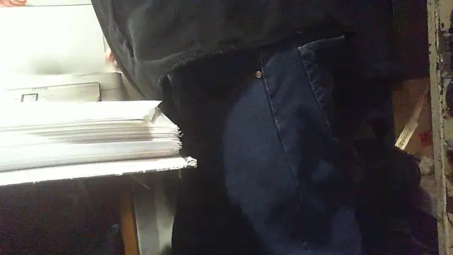 nonnomaturobisex's Webcam Show