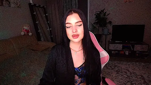 __Malika__ Adlı Modelin Canlı XXX Sohbeti