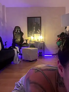 Chat XXX en directo de EmmyEvans1