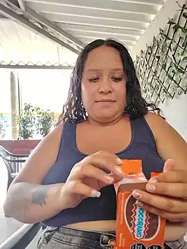 Chatroom XXX en direct de You-sexy-starr