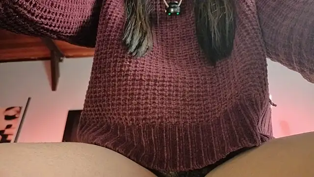 donnasoto: διαδικτυακό σόου στην κάμερα