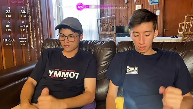 THESKYBOYS Chat XXX in diretta