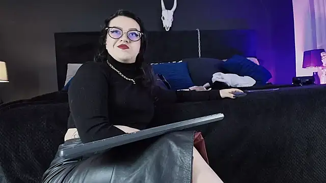 _Jade_16 Chat XXX in diretta